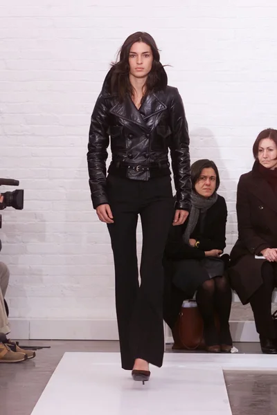 Look 2